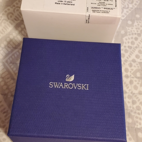 Brand new items that I am reselling for less - Picture 4 of 9